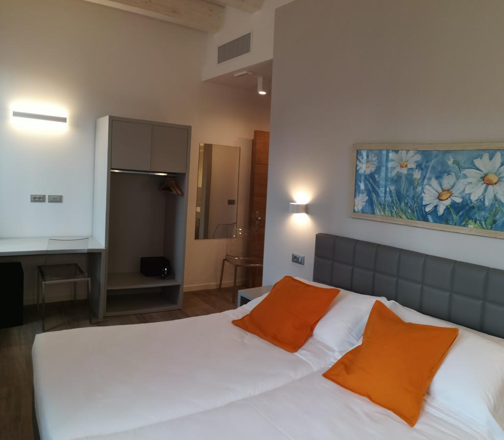 Hotel Quarcino Como Kültér fotó