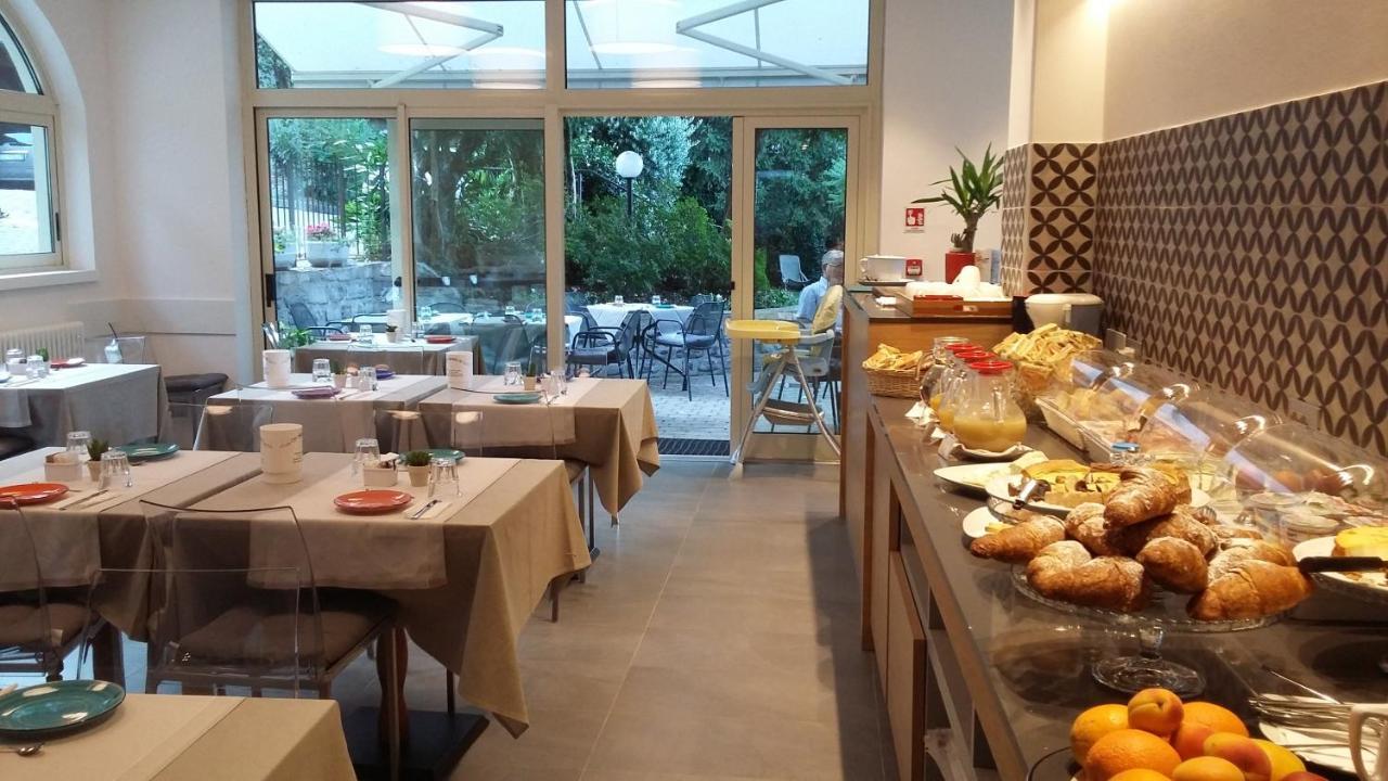 Hotel Quarcino Como Kültér fotó