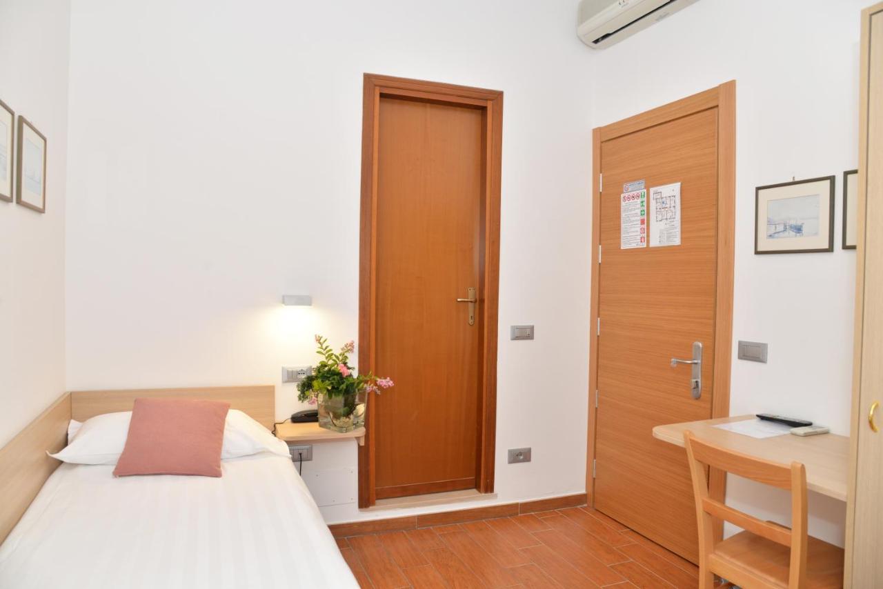 Hotel Quarcino Como Kültér fotó
