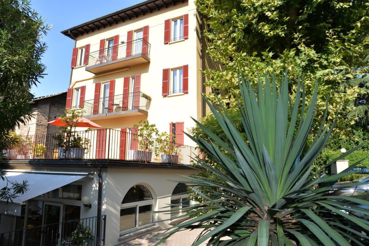 Hotel Quarcino Como Kültér fotó