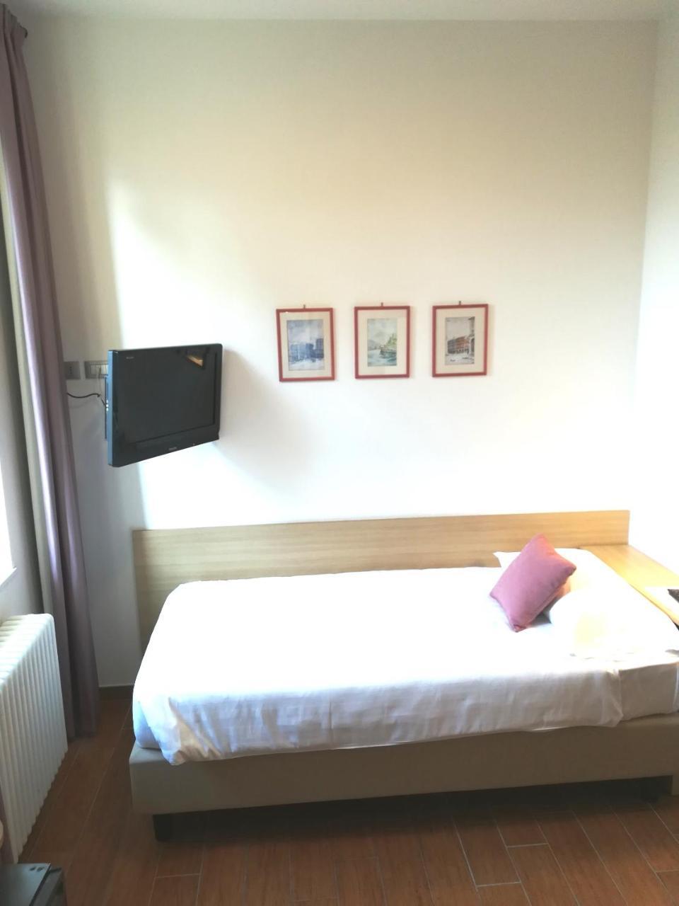 Hotel Quarcino Como Kültér fotó