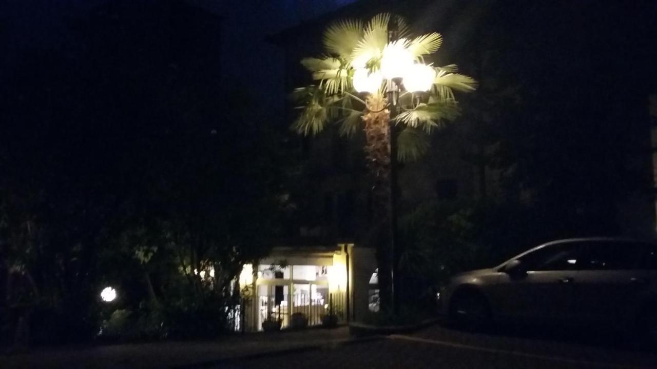 Hotel Quarcino Como Kültér fotó
