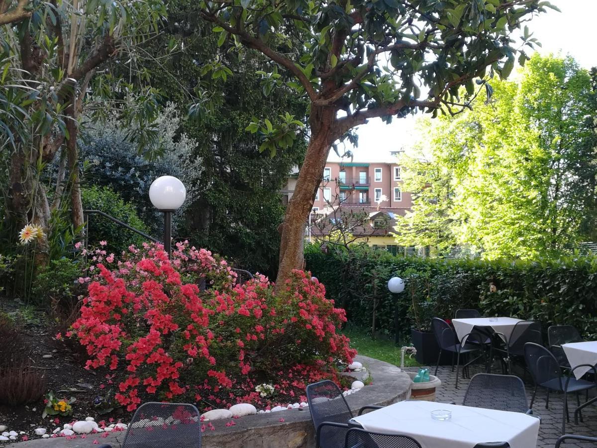 Hotel Quarcino Como Kültér fotó